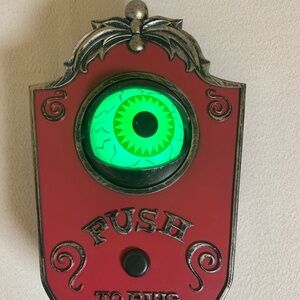 Gemmy Halloween Spooky Talking Moving Doorbell decor